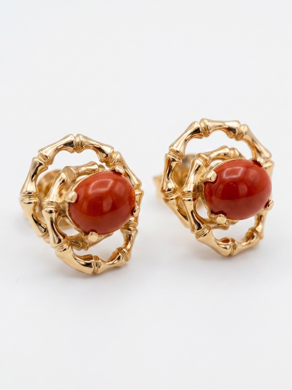 Vintage Estate Solid 14k Yellow Gold Orange Coral Bamboo Earrings! - Picture 5 of 9
